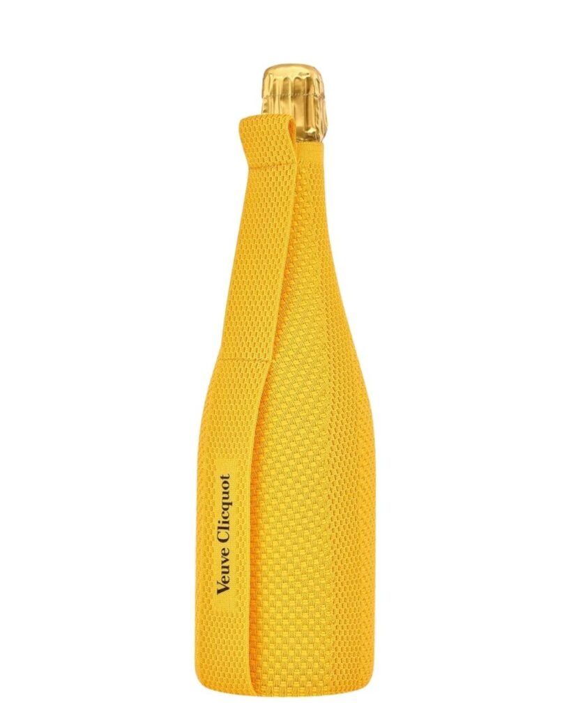 Veuve Clicquot Yellow Label Brut Ice Jacket Champagne 75 cl