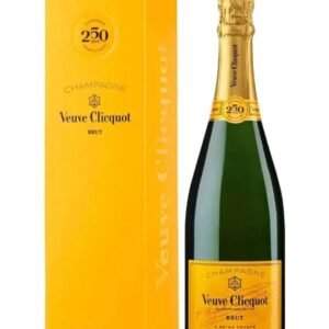 Veuve Clicquot Yellow Label Champagne With Gift Box 75 cl